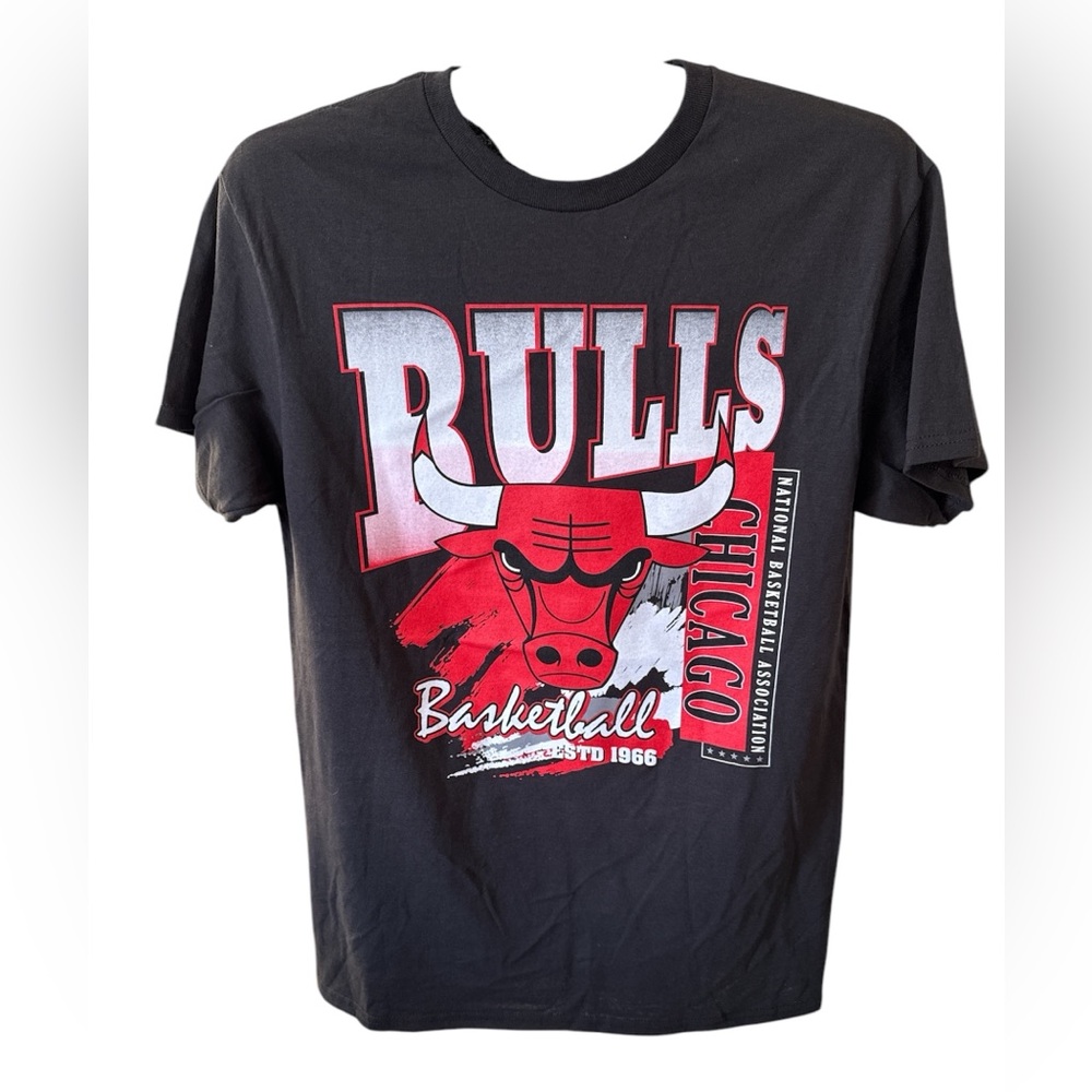 Chicago Bulls Black Graphic‎ T-Shirt size  medium